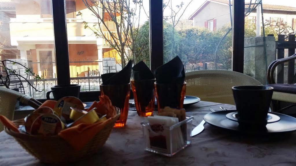 Hotel Aurora Auronzo di Cadore Bagian luar foto